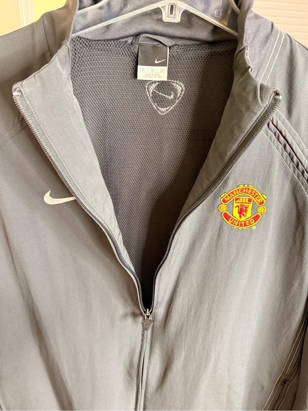 Beautiful Nike Manchester United Men's Gray Full-Zip Jacket